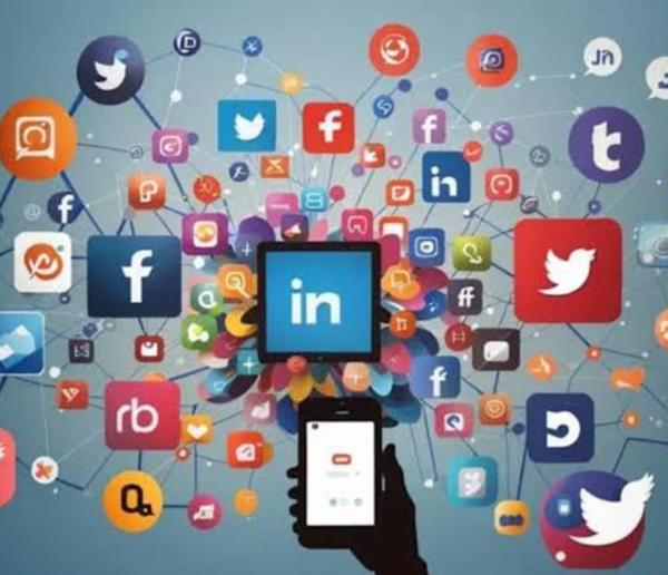 How Social Media Technology Influences Society